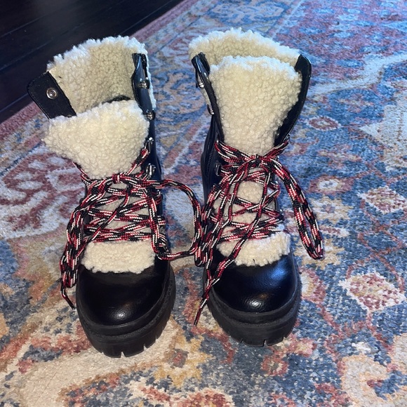 Women’s Aubrie Heeled Hiking Boot- Universal Thread size 6.5 - Picture 7 of 8